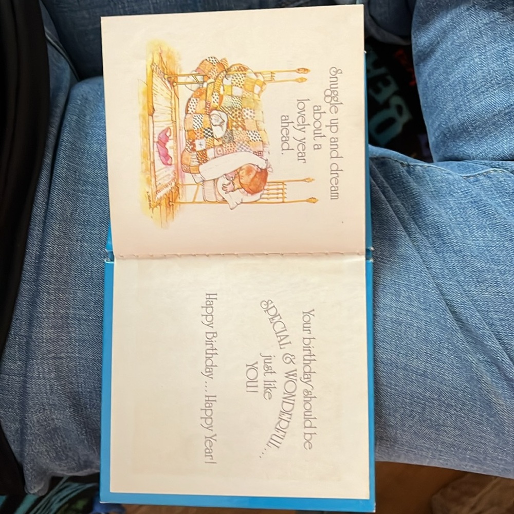 Holly Hobbie Birthday Book Hardcover by Gail Golladay American Greetings 1976 - Picture 11 of 11